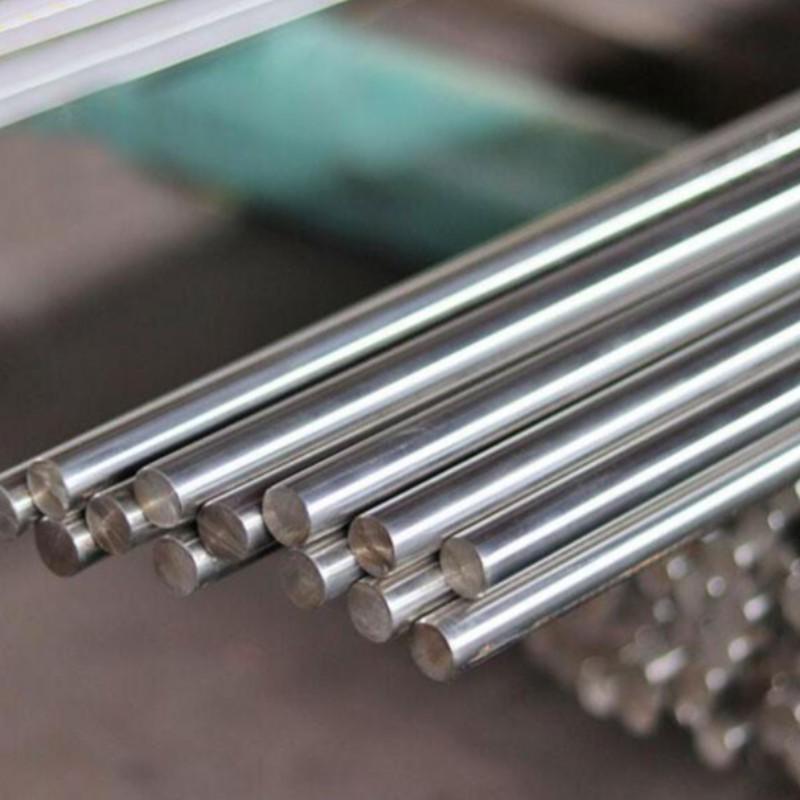 Quelle est la différence entre l\'acier super inoxydable et les alliages à base de nickel?